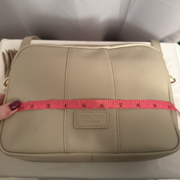 Pom Pom London City Plus Leather Crossbody Bag Purse Charm Stone Light Tan NWOT - Picture 15 of 16